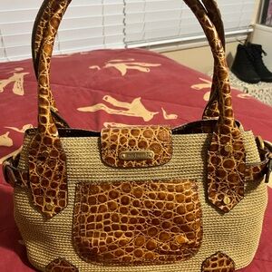 Beautiful vintage Eric Javits woven croc embossed leather purse. New w/o tags.